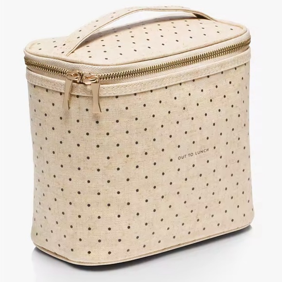 kate spade Handbags - NWOT Kate Spade tote